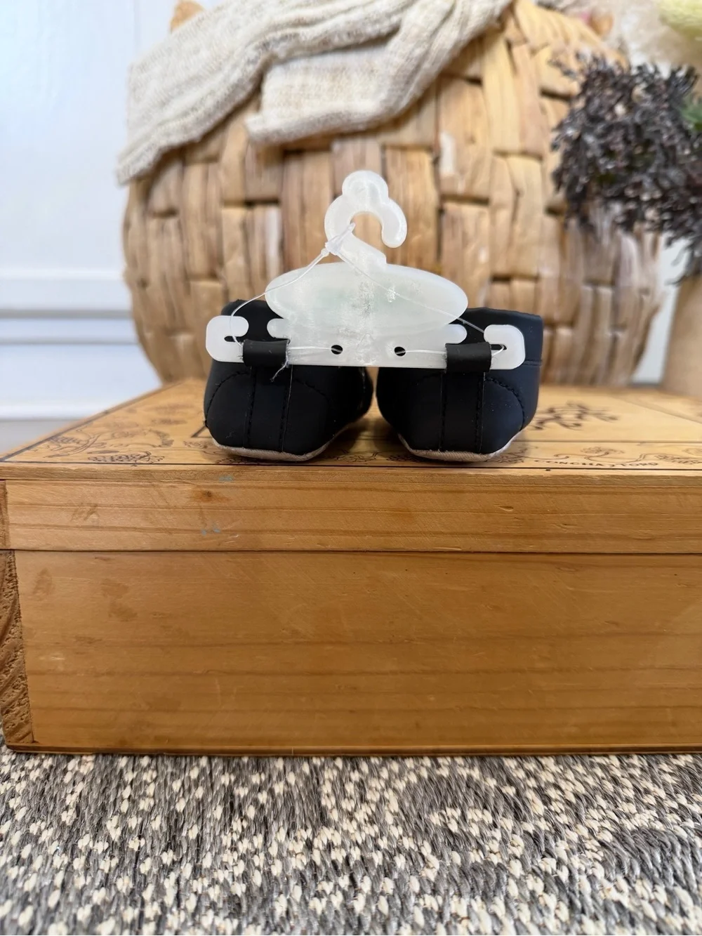 New Little Me Baby Boy Dress Shoes Black Loafers with Red Stripe 6-12 Months 2/3